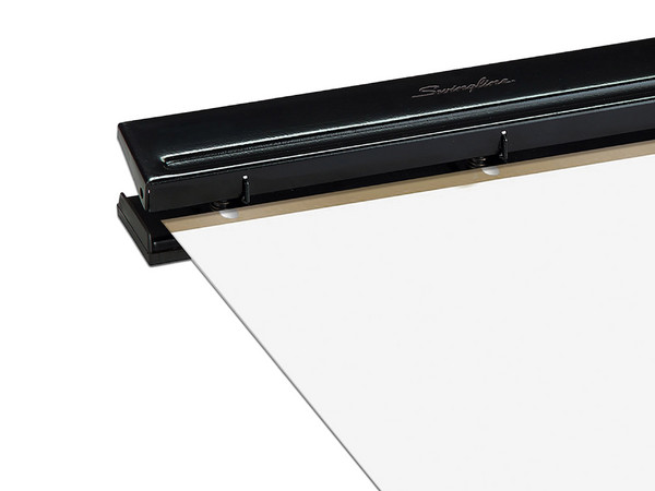 Perforadora ACCO Brands P6084, 3 Orificios, Distancia de 10cm. Color Negro.