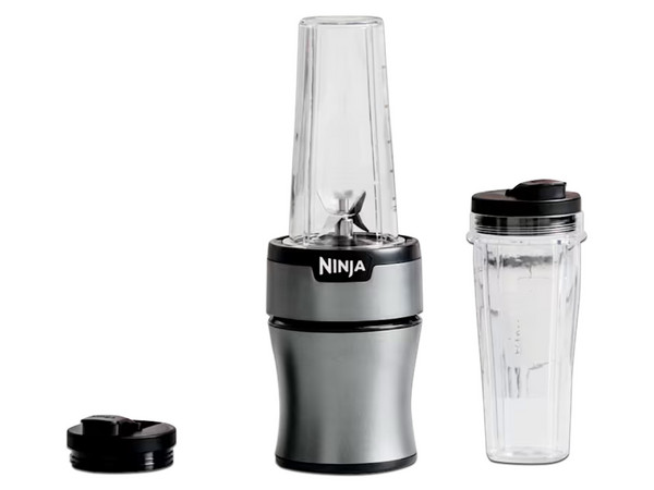 Licuadora Ninja Nutri Blender Plus BN300 de 1000W, 2 Vasos de 710ml. Color Gris.