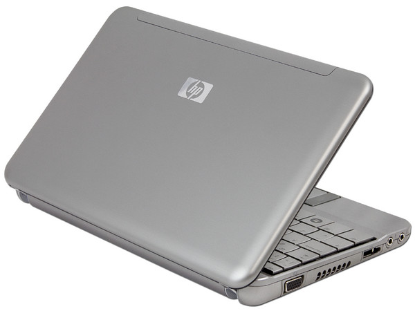 Netbook HP Mini 2133,
Procesador VIA C7 (1.0 GHz),
Memoria 512MB DDR2, Disco Duro de 120GB,
Red 802.11a/b/g, Pantalla LCD de 8.9”,
SUSE Linux Enterprise 10