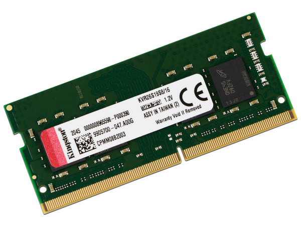 Memoria SODIMM Kingston ValueRAM DDR4 PC4-21300 (2666MHz), CL19, 16GB. Empaque original desgastado, sin empaques internos, producto con desgaste y uso visible.