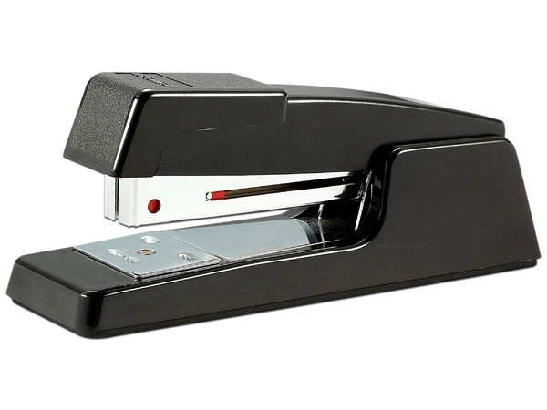 Engrapadora Bostitch B400, de media tira, Capacidad de 20 hojas. Color Negro.
