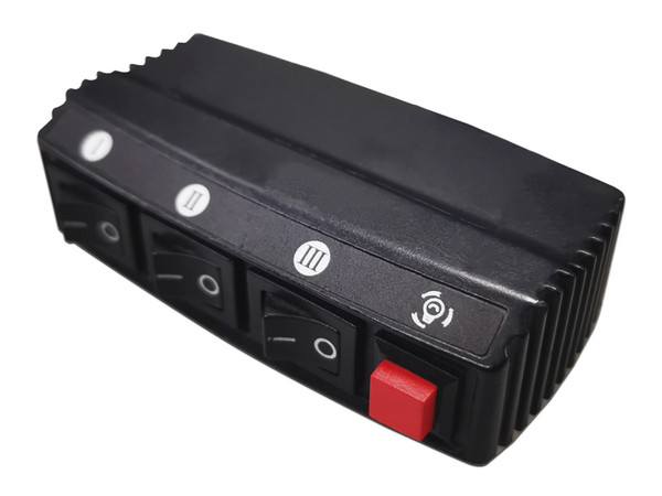 Switch Epcom XDKQH01 de 4 interruptores para Barras de Luces, Encendido, Apagado y Control de patrones de destello.