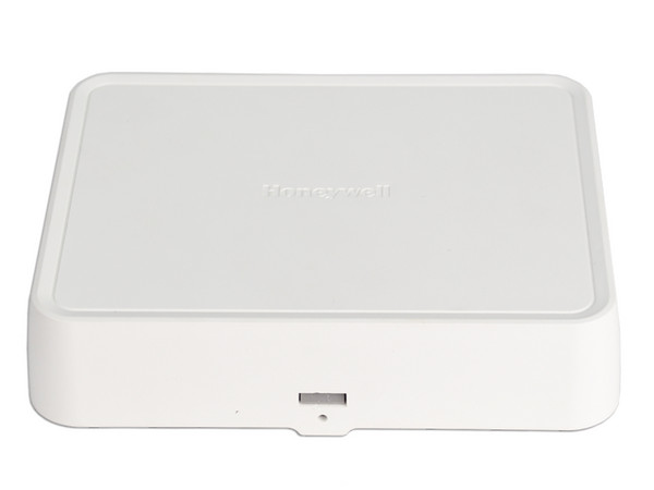 Control de acceso para 1 Puerta Honeywell Security, Soporta hasta 2 lectores por OSDP, Expandible a 16 Puertas, 32 Lectores por conectividad EVL.