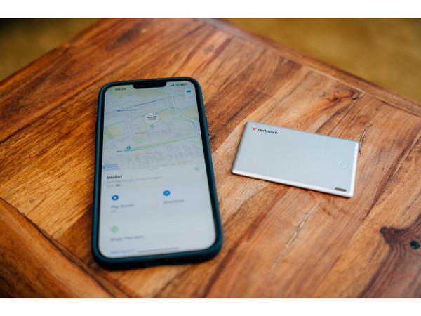 Localizador Tarjeta Bluetooth Verbatim MyFinder personal, Resistente al Polvo y Agua, IP66, compatible con Find My de Apple. Color Plateado.