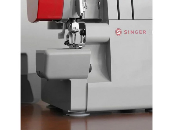 Maquina de Coser Singer HD0450S, 8 Puntas Incorporadas, Cuchilla Superior Móvil. Color Gris.