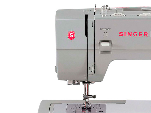 Máquina de coser Singer 4423, 23 puntadas, Color gris.