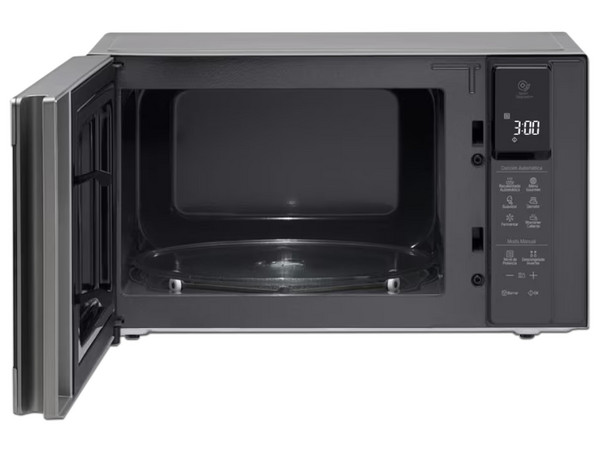 Horno de Microondas LG NeoChef EasyClean de 1.5 pies cúbicos (42L), 1350W. Color Gris.