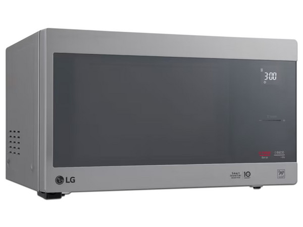 Horno de Microondas LG NeoChef EasyClean de 1.5 pies cúbicos (42L), 1350W. Color Gris.