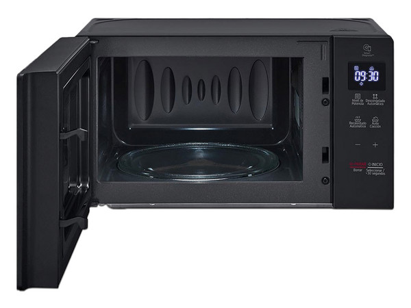 Horno de Microondas LG NeoChef de 0.7 Pies, 700W, Color Negro.