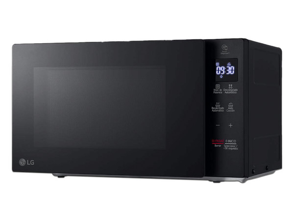 Horno de Microondas LG NeoChef de 0.7 Pies, 700W, Color Negro.