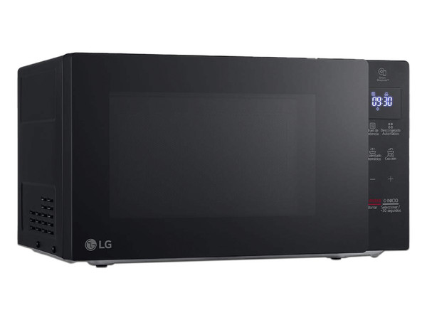 Horno de Microondas LG NeoChef de 0.7 Pies, 700W, Color Negro.