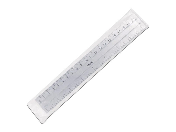Regla Metálica Pilot, Hasta 20cm, Color Gris.