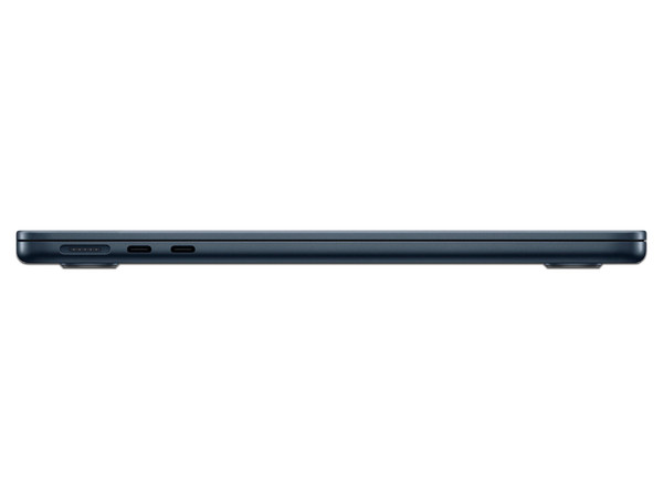 MacBook Air:
Procesador Apple M2,
Memoria de 8GB DDR4,
SSD de 256GB,
Pantalla de 13.6