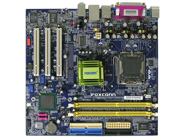 T. Madre Foxconn 865GV7MC- S, ChipSet Intel 865GV,
Soporta: Pentium 4 de la Serie 5xx, 
Socket 775, FSB 800/533MHz,
Integrado: Audio, Video, Red 10/100M,
Memoria: DDR 266/333/400 Mhz, 2 Bancos, 2GB Max,
Diseño: Micro ATX, Puertos 3x