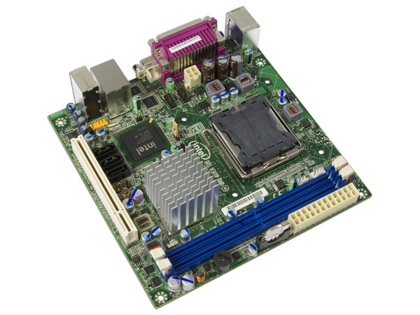 T. Madre Intel DG41MJ, ChipSet Intel G41 Express,
Soporta: Core 2 Quad, 2Duo,1066/1333MHz,
Integrado: Audio 5.1, Video Intel X4500, Red,
Memoria: DDR2 800/667MHz, 8GB Max,
Diseño: Mini-ITX