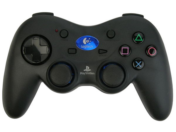 Game Pad  Inalámbrico logitech , 8 botones de acción, 2 Sticks análogos, 2 motores de vibración. para PlayStation 2