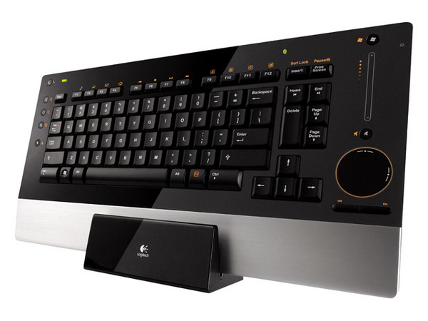 Teclado Logitech diNovo Edge Inalámbrico Bluetooth 2.0, Recargable y Ultraplano. (versión en inglés)