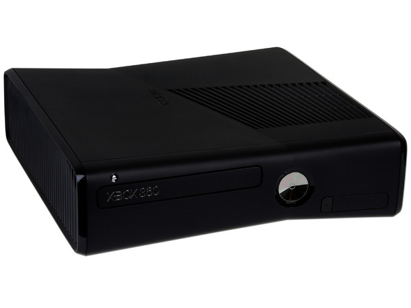 Nueva Xbox 360 con 4 GB, Wi-Fi integrado y Kinect. Color Negra   