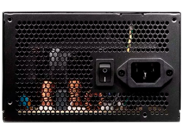 Fuente de Poder XPG PYLON de 650W, ATX, SATA, Molex, 80 PLUS Bronze. (Caja abierta)