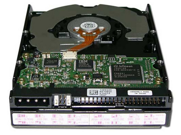 Disco Duro HITACHI de 120 GB a 7200RPM