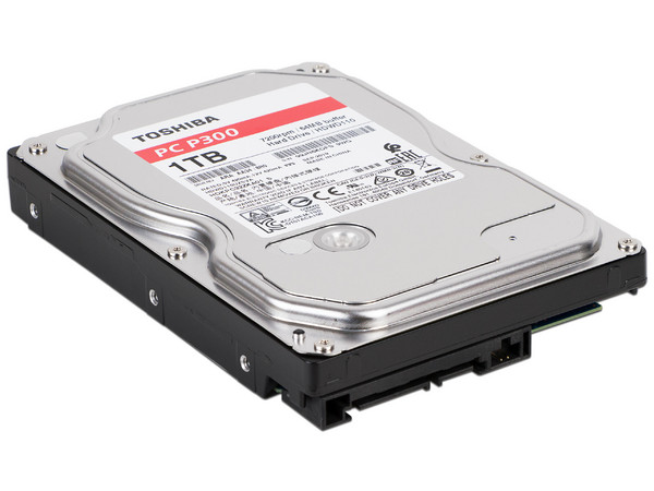 Disco Duro Toshiba 1 TB, Caché 64 MB, 7200 RPM, SATA III (6.0 Gb/s). Empaque original desgastado, producto con desgaste y uso visible.