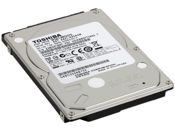 Disco Duro Toshiba 750GB, 7200 RPM, SATA III (6.0 Gb/s).