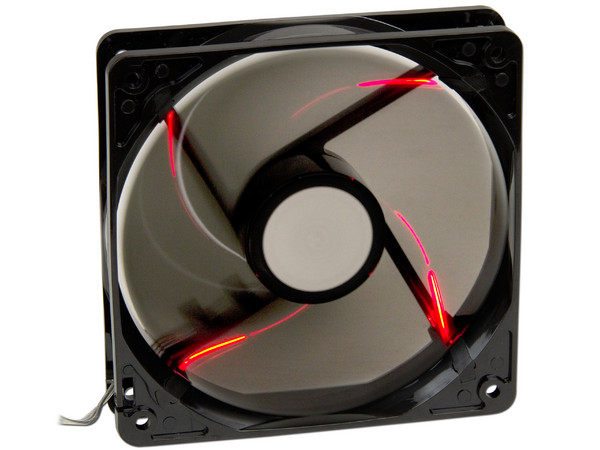 Ventilador Cooler Master, 120 mm con 4 Leds Rojos, 2000 RPM, 19dBA  