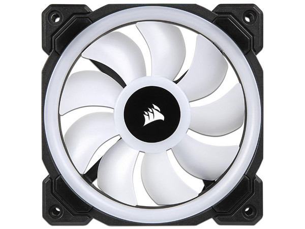 Paquete de 3 Ventiladores Corsair LL120 RGB de 120mm y Controlador Corsair Lighting Node PRO.