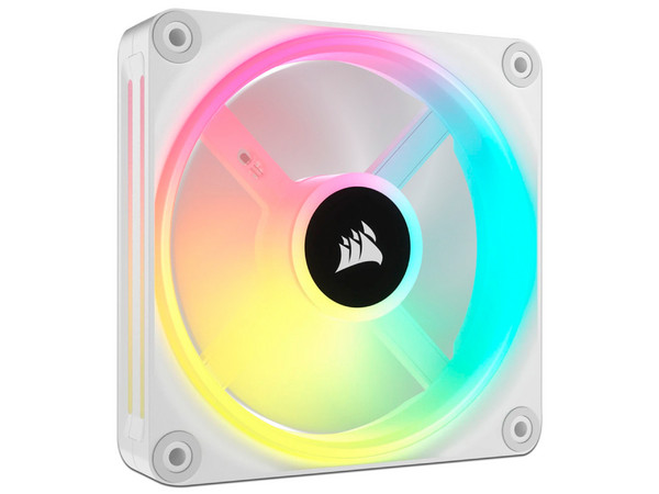 Kit de 3 ventiladores Corsair  iCUE LINK QX120, de 120mm, con iluminación LED RGB. Color Blanco