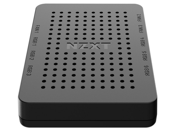 Controlador RGB y de Ventilador NZXT AC-CRFR0-B1, 3 Canales de Ventilador, 6 Canales de Iluminación RGB. Color Negro. (No Incluye Ventiladores).