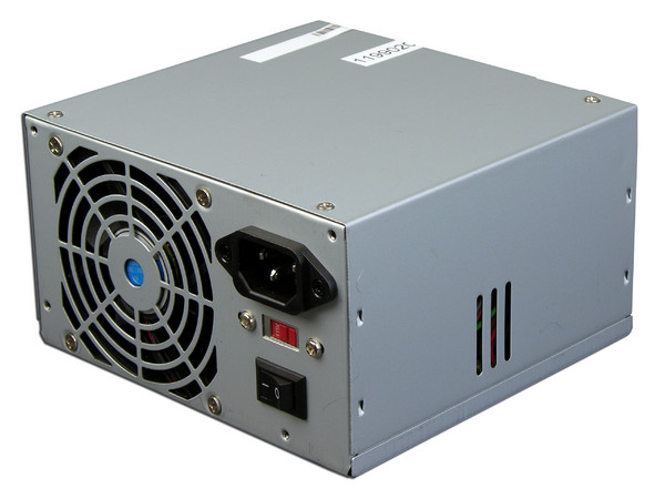 Fuente de Poder Acteck Blazar de 400W para Gabinete ATX