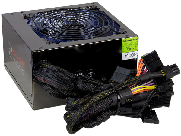 Fuente de Poder Acteck Blazar de 700W, ATX, ventilador de 120mm.