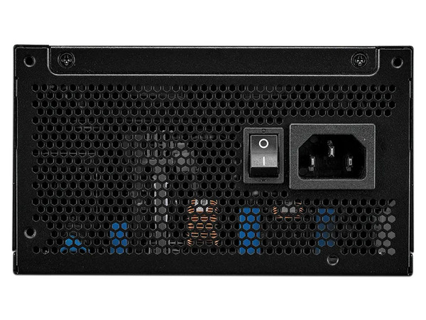Fuente de Poder Modular Cooler Master MWE Gold 850 V3 de 850W, ATX, 80 Plus Gold.