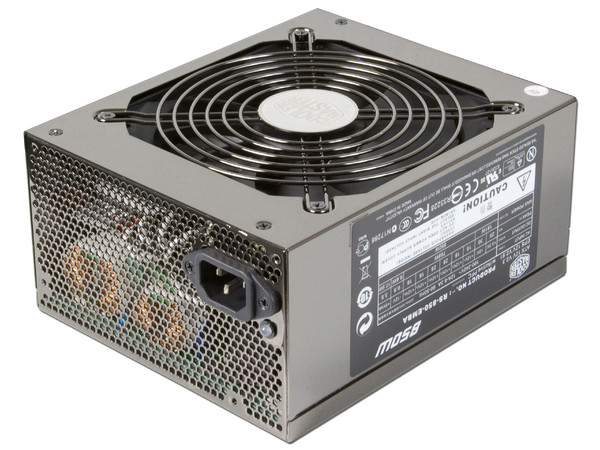 Fuente de Poder Cooler Master Real Power Pro de 850W.
