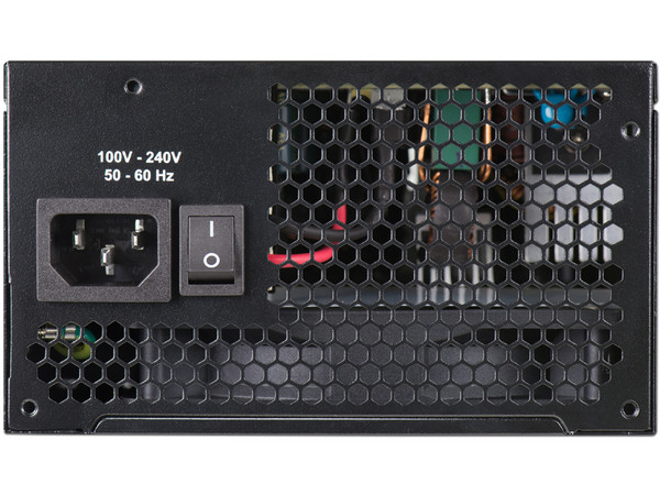 Fuente de Poder EVGA de 550W, ATX.
