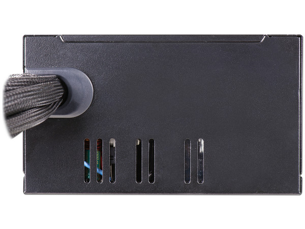 Fuente de Poder EVGA de 550W, ATX.