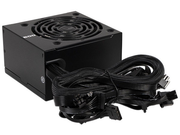 Fuente de Poder EVGA de 600W, ATX, 80 PLUS.