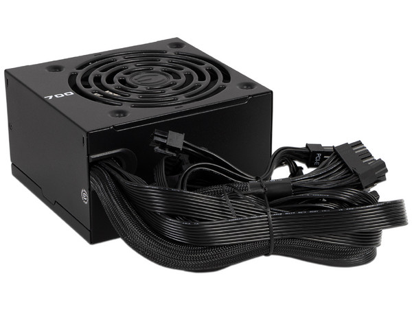 Fuente de Poder EVGA 100-w1-0700 de 700W, ATX, 80 PLUS.