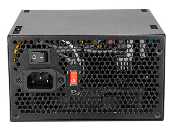 Fuente de Poder Getttech GFS-60020-01 de 600W, ATX, Color Negro.