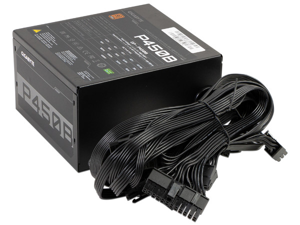 Fuente de Poder GIGABYTE P450B de 450W, ATX, 80 PLUS Bronze.