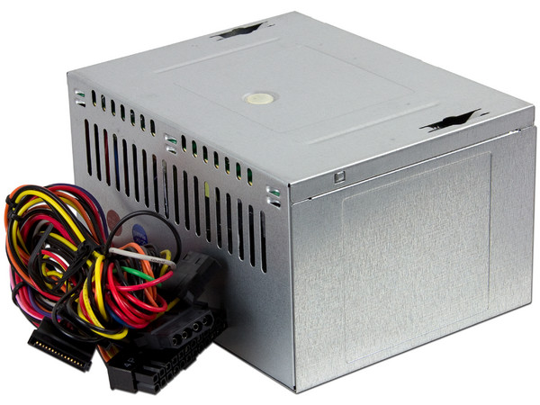 Fuente de Poder KMEX de 450W, ATX.