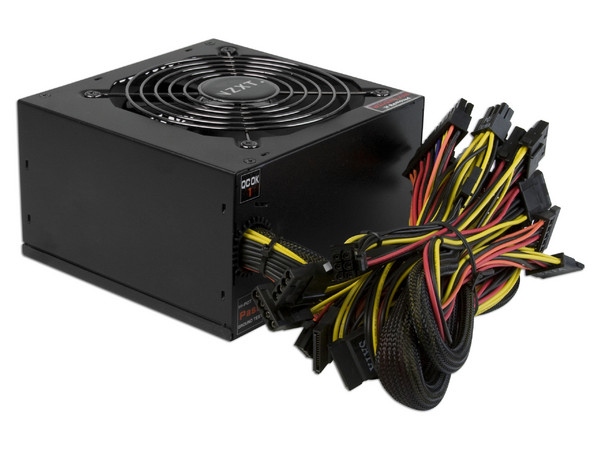 Fuente de Poder NZXT Performance Power 600W soporta SLI y Crossfire