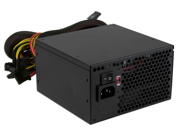 Fuente de Poder NZXT Performance Power 600W soporta SLI y Crossfire