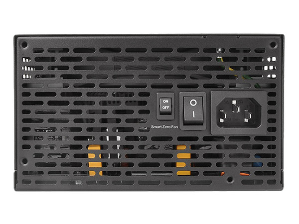 Fuente de Poder Modular Thermaltake Toughpower GF3 de 850W, ATX, 80 PLUS Gold.