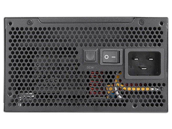 Fuente de Poder Modular Thermaltake Toughpower TF3 1300W de 1300W, 80 Plus Titanium. Color Negro.