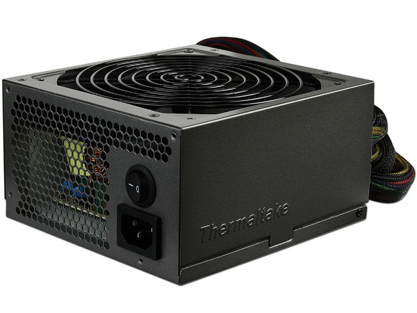 Fuente de Poder Thermaltake Modular TR2RX de 650W
