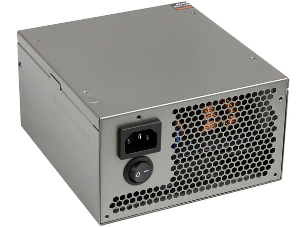 Fuente de Poder Thermaltake TR2 RX de 750W