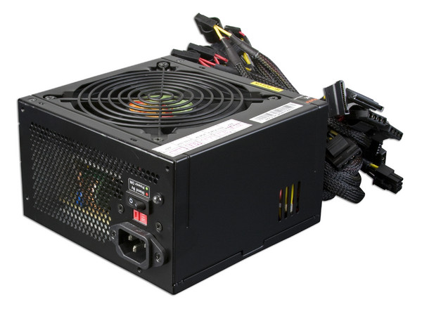 Fuente de Poder Thermaltake PurePower de 600W
