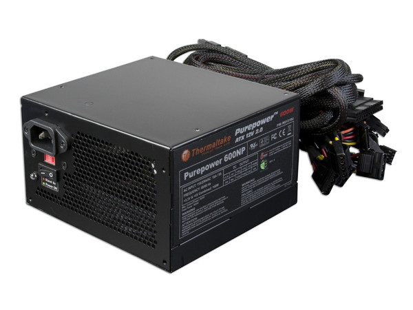 Fuente de Poder Thermaltake PurePower de 600W
