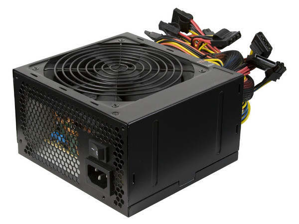 Fuente de Poder Thermaltake PurePower 80 PLUS de 600W